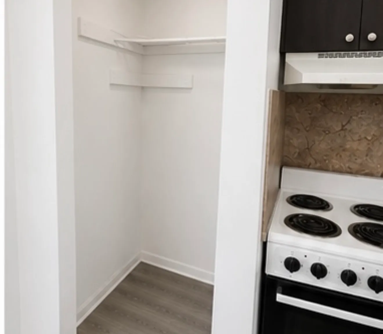 Studio, 400 sqft, $1,300 — Photo 3