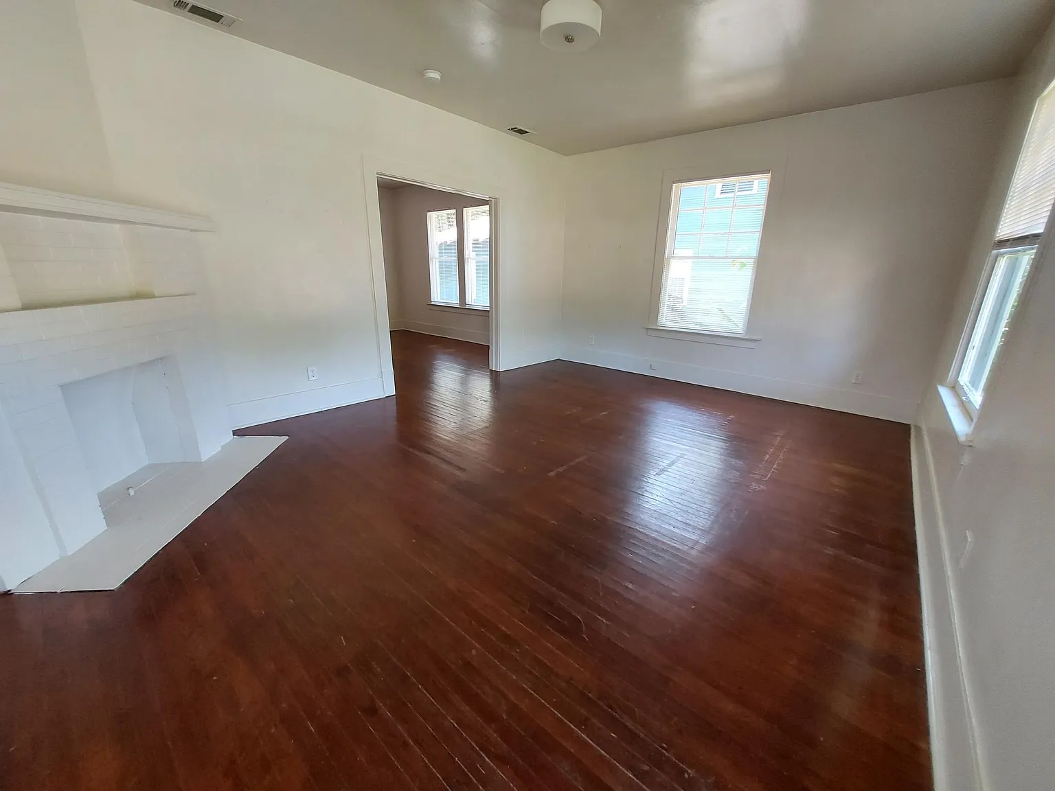 2 bed, 1100 sqft, $2,495 — Photo 4