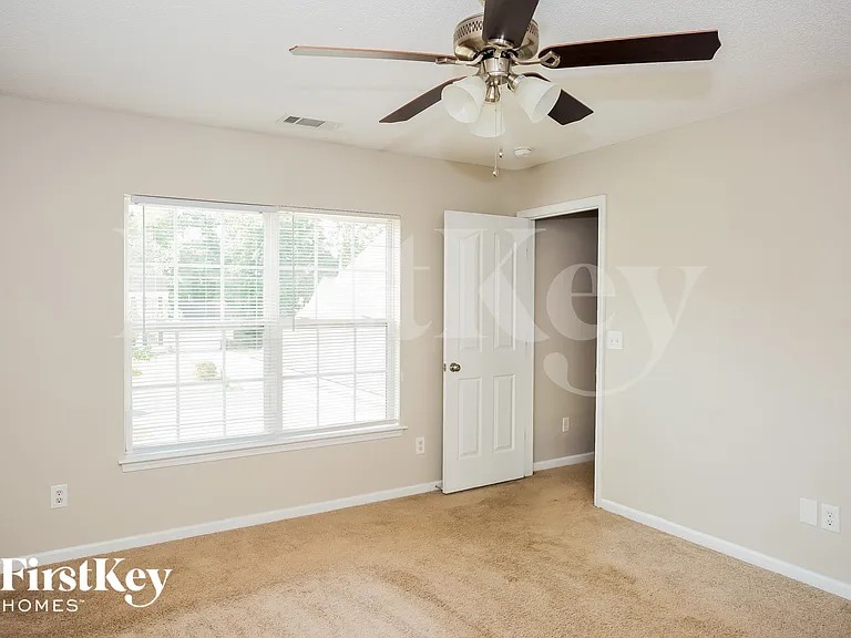 5415 Tucker Phillips Dr — Photo 8