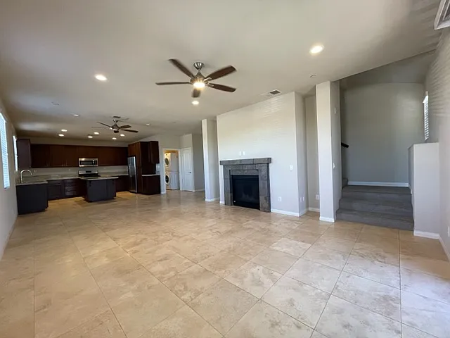 Building Photo - 502 Camden Yards Way