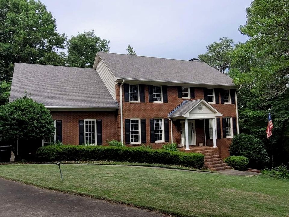 2nd image of 3211 Mountain Ridge Cir