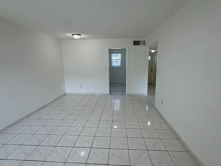 13215 NE 6th Ave #108 — Photo 5