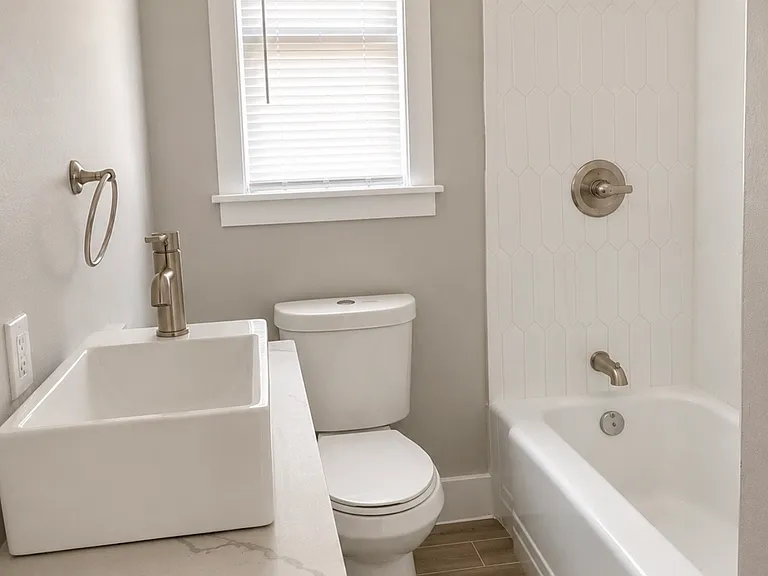 162 N Riverside Dr — Photo 9