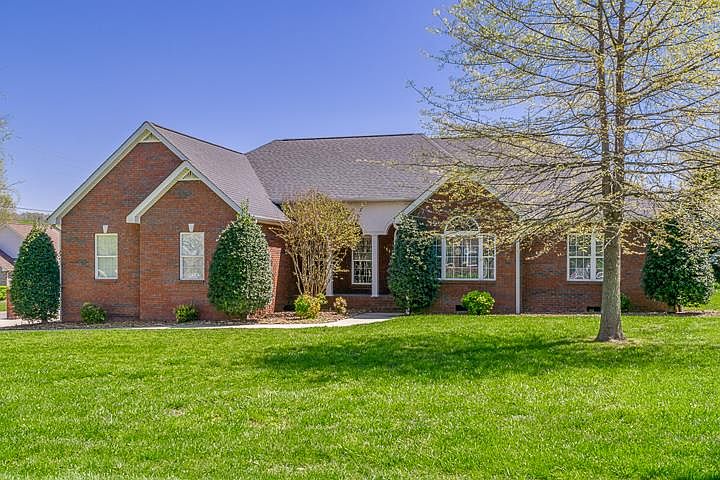 1st image of 355 Emily Ct