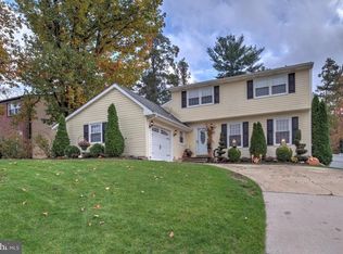 16 Daytona Ave, Sewell, NJ 08080