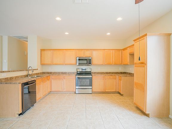 3rd image of 17022 W Lundberg St