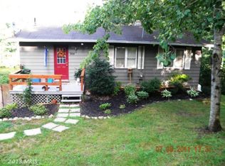 304 Pine Dr, Amissville, VA 20106