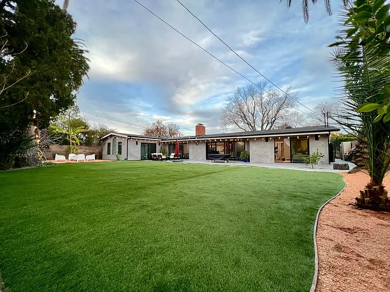 4821 Heaven Ave — Photo 22