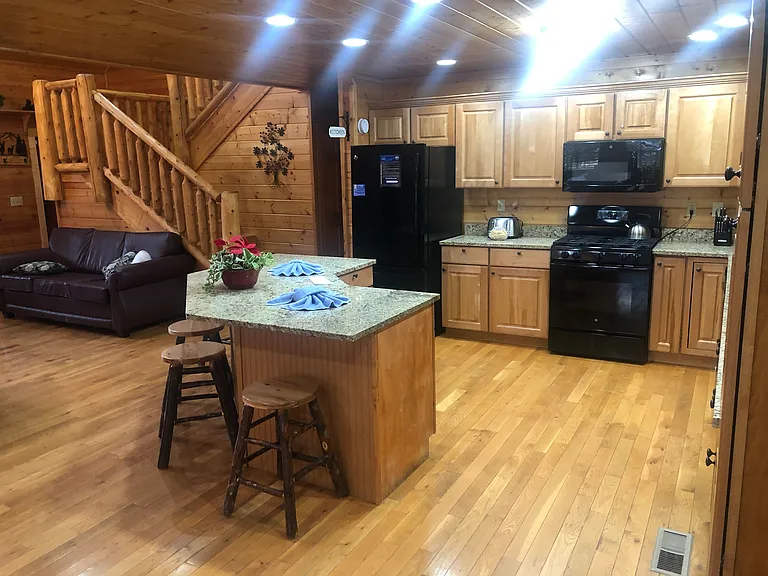 2239 Cub Cir — Photo 32