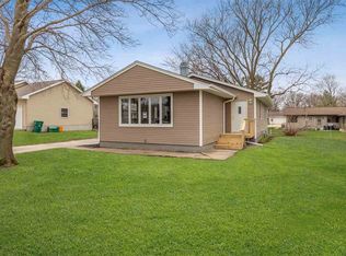123 15th Ave NE, Independence, IA 50644