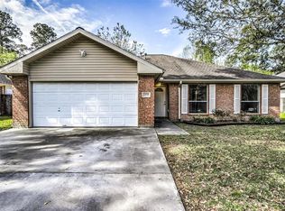 22719 Tree House Ln, Spring, TX 77373