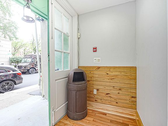 4th image of 105 S 2nd St Floor 1