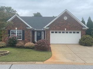 607 Ashley Commons Ct, Greer, SC 29651