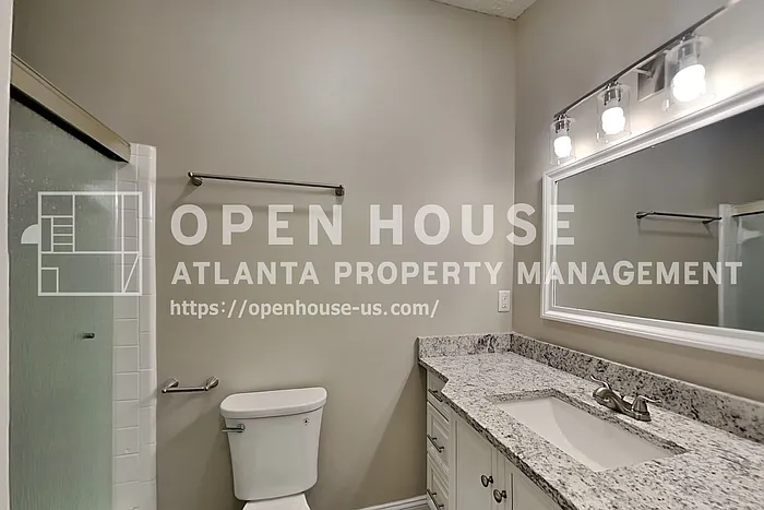 213 Brolley Woods Dr — Photo 16