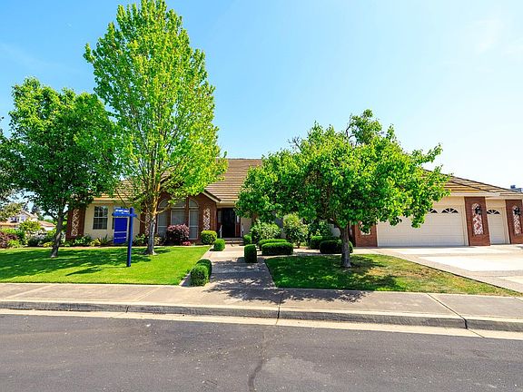 2nd image of 79 Willowood Dr