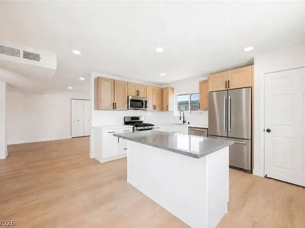 2454 Winterwood Blvd, Las Vegas, NV 89142