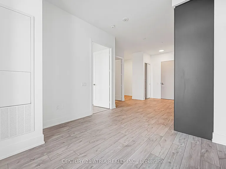 858 Dupont St #207 — Photo 19