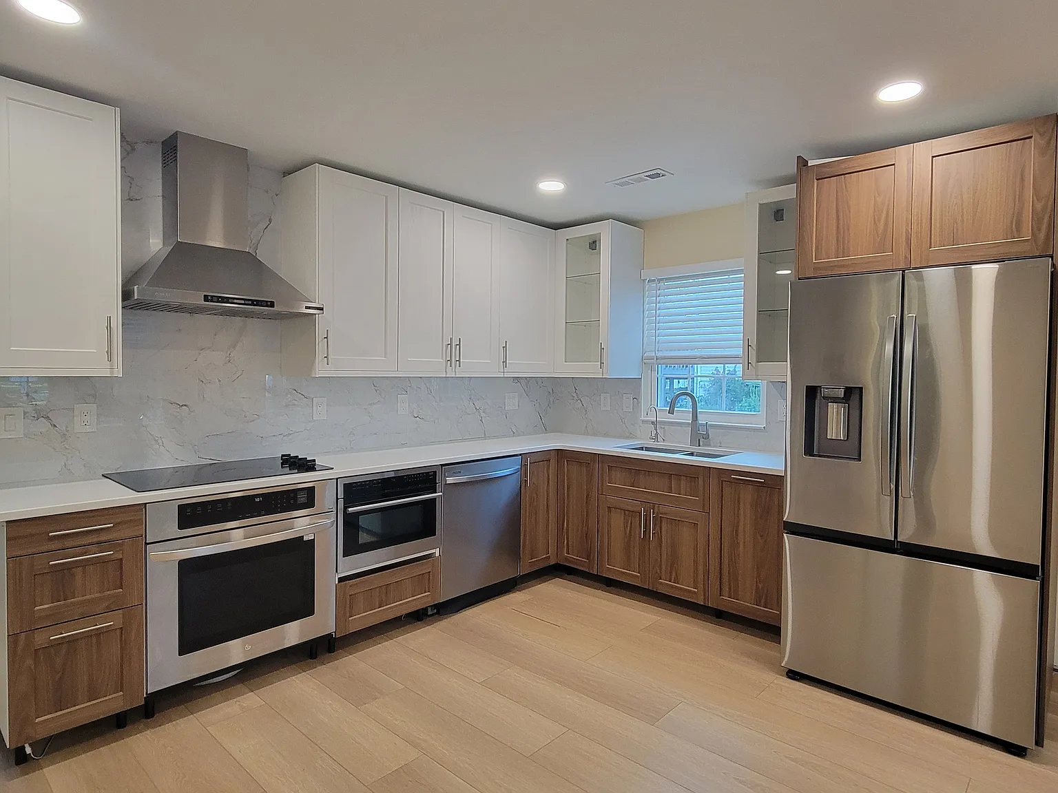 120 Forge Ln — Photo 3