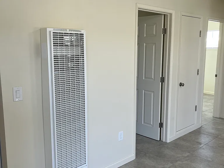 318 Soledad St #12 — Photo 4