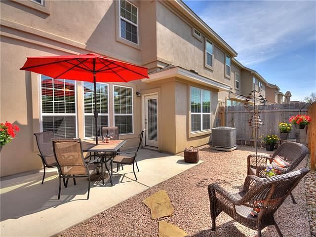 1st image of 1101 Parmer Ln APT 332