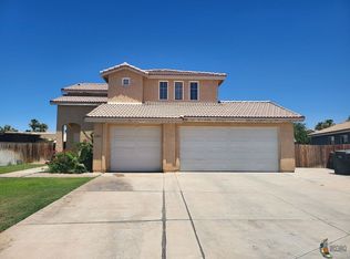 2208 Madison Ct, Calexico, CA 92231