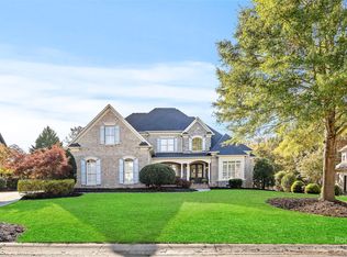 1211 Hadley Park Ln, Matthews, NC 28104