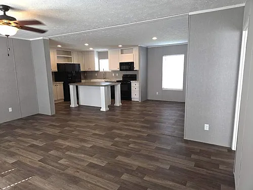 58 Charles Ave Photo 1