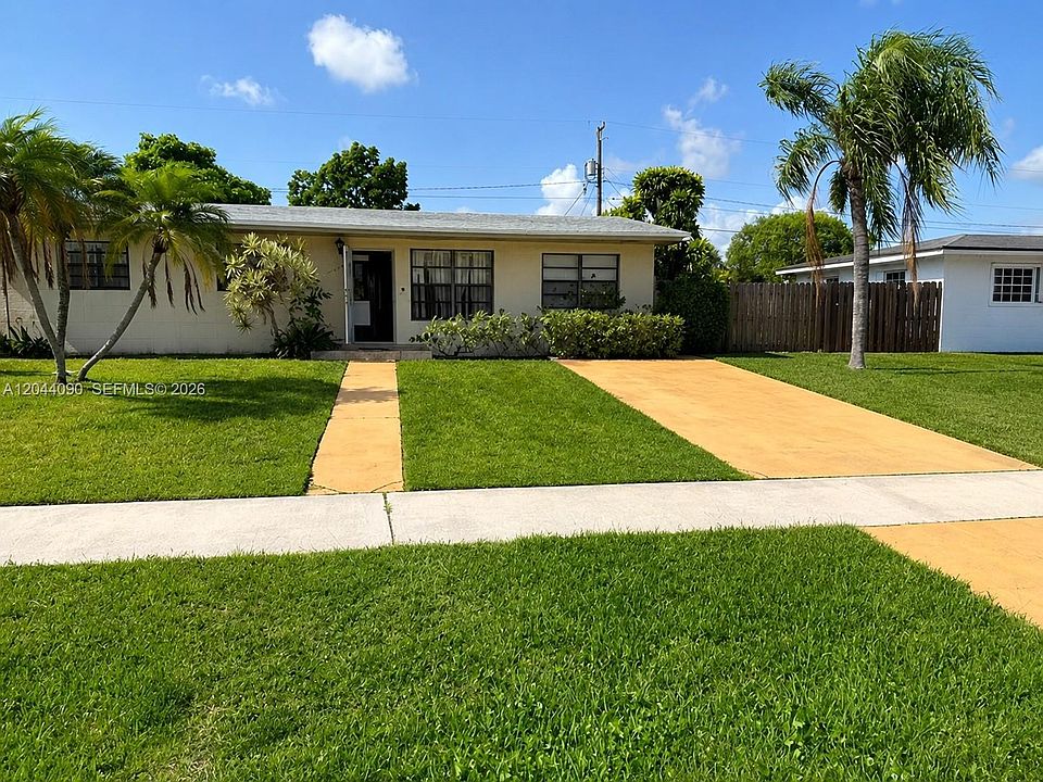 1st image of 11832 SW 185th Ter