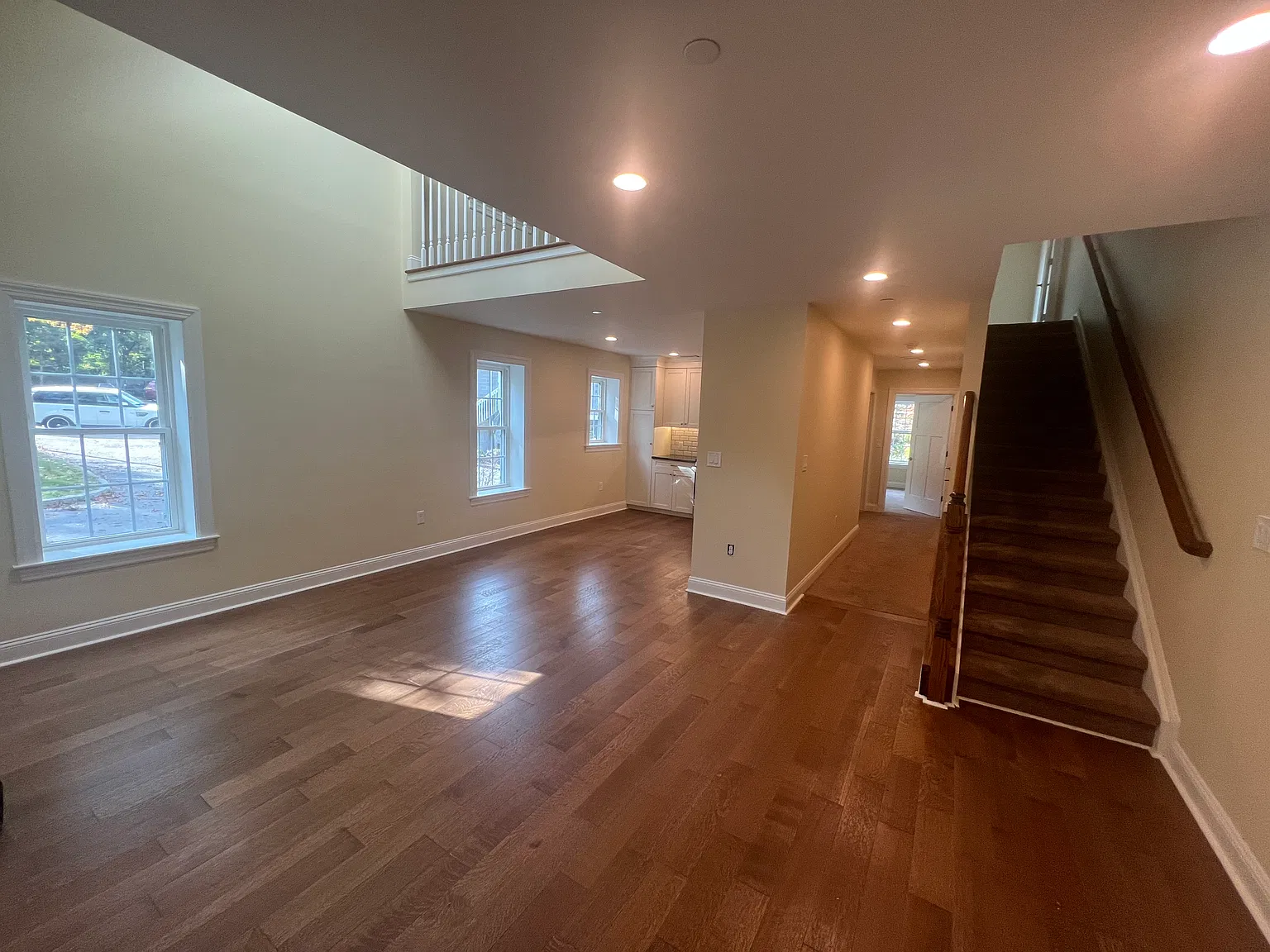 2 bed, 1500 sqft, $2,975 — Photo 2
