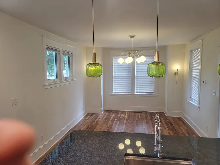 3207 Woodrow Ave — Photo 10