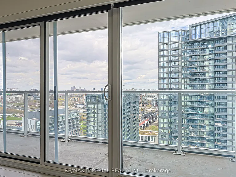 17 Bathurst St #2707 — Photo 29