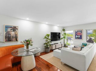 Royal Palm Villas, Miami Beach, FL 33139