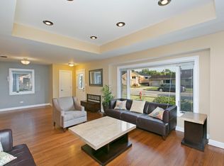 5646 Emerson St, Morton Grove, IL 60053