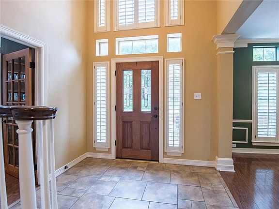 3rd image of 5047 Sunscape Ln S