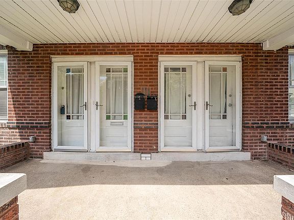 3rd image of 3335-3337 Salena St