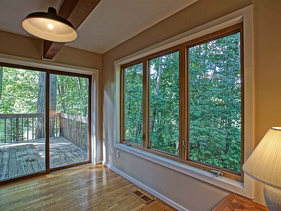 4th image of 635 Rockwood Dr