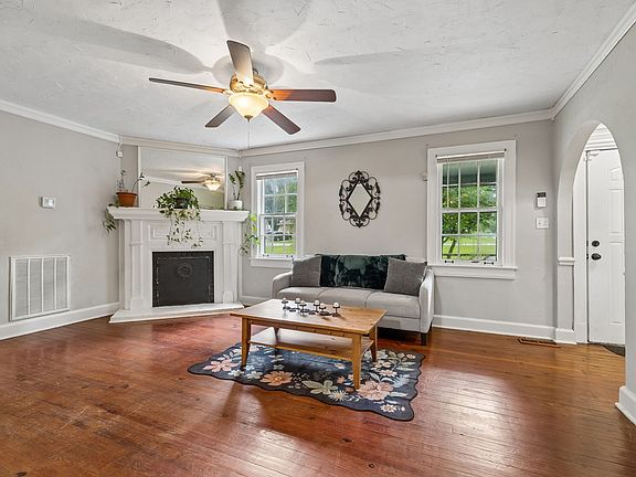 4th image of 1804 Mars St