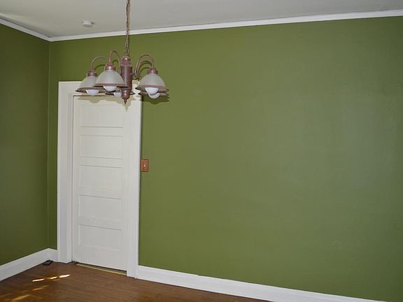 empty dining room 