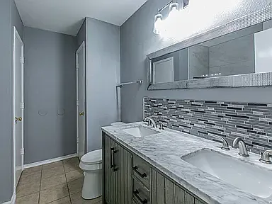 5835 Midcrown Dr — Photo 2
