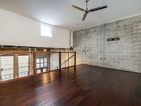 4th image of 2001 E 2nd Ave Unit 21