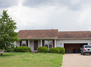321 Nancy Dr, Sikeston, MO 63801