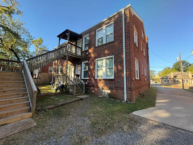 524 S Fannin Ave — Photo 14