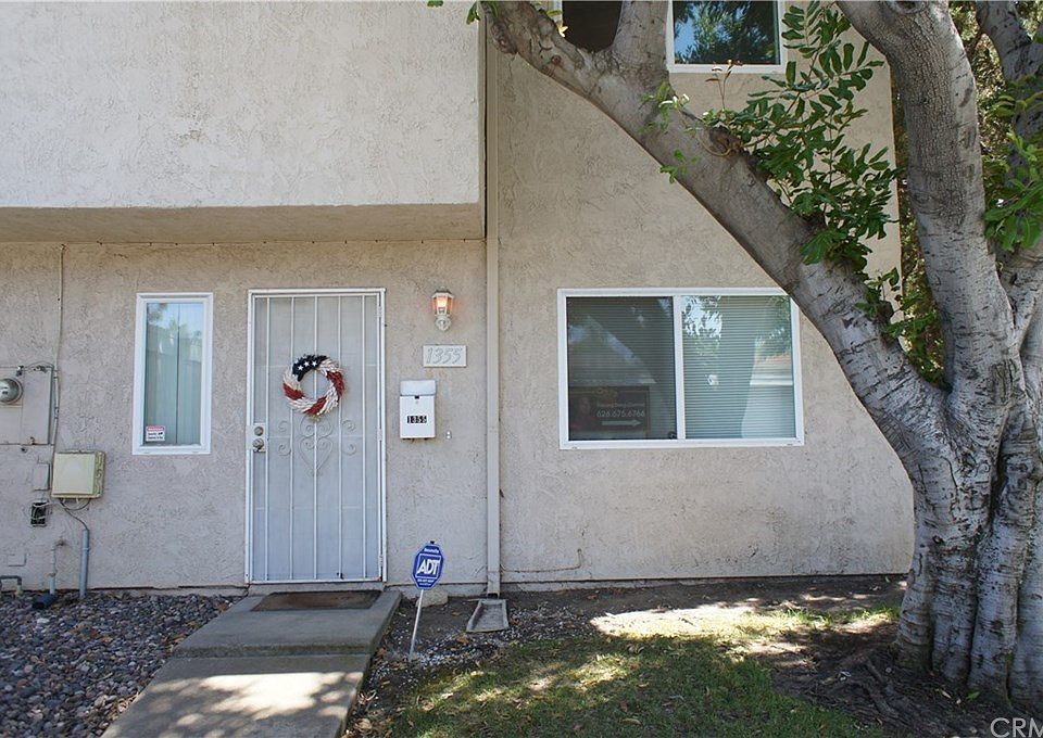 1st image of 1355 N Elderberry Ave