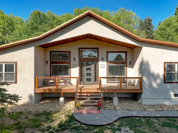 2 Colonial Trl, Angel Fire, NM 87710