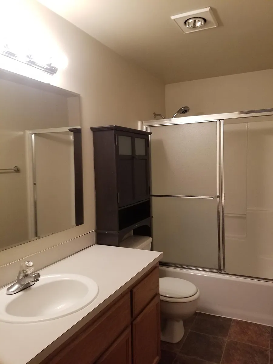 Bathroom upstairs - 5715 Fleming St #A