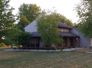 26114 Foote Rd, Harlan, IN 46743