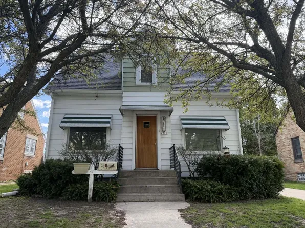 2711 S 8th STREET, Sheboygan, WI 53081