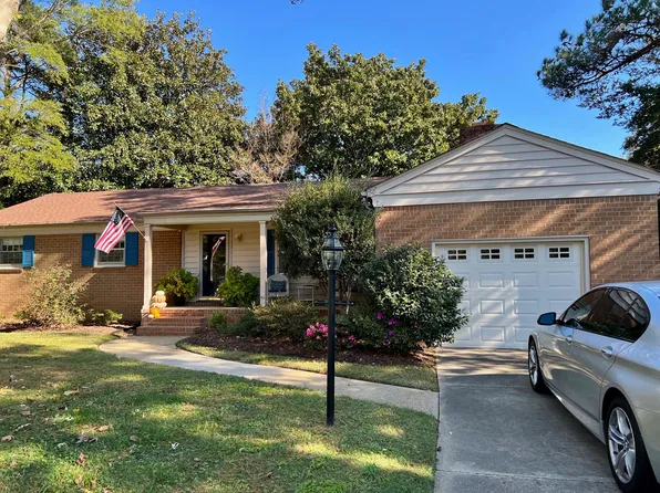 1372 Stephens Rd, Virginia Beach, VA 23454