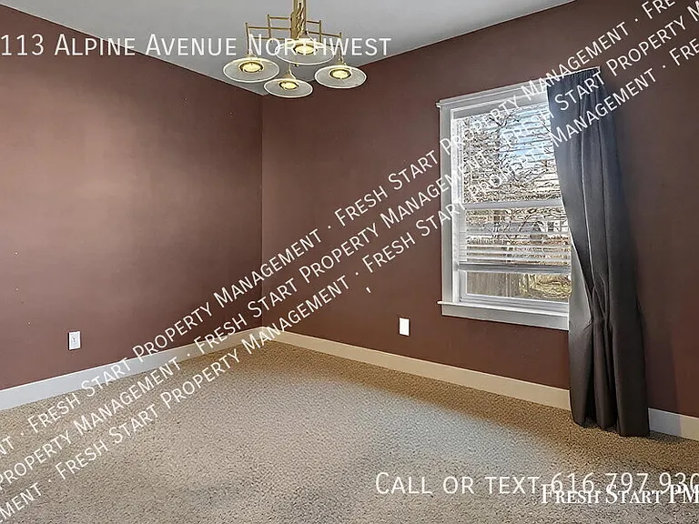 1113 Alpine Ave NW — Photo 14