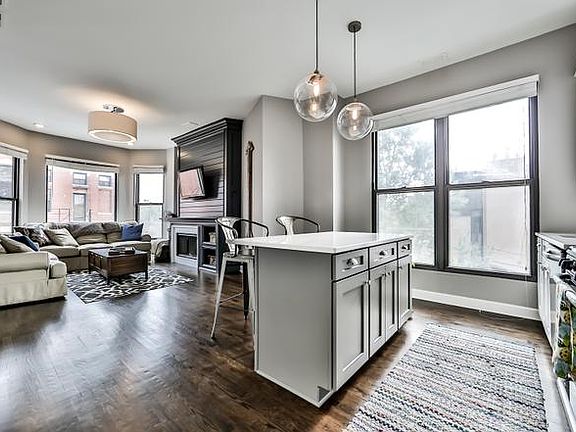 4th image of 1365 W Erie St #3